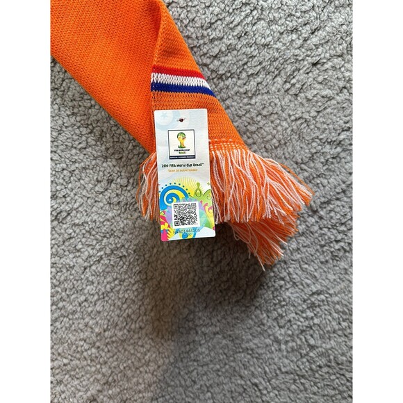 FIFA 2014 World Cup Brazil scarf NWT - Picture 6 of 6